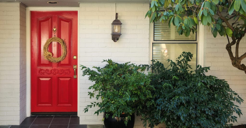 8 easy ways to improve curb appeal
